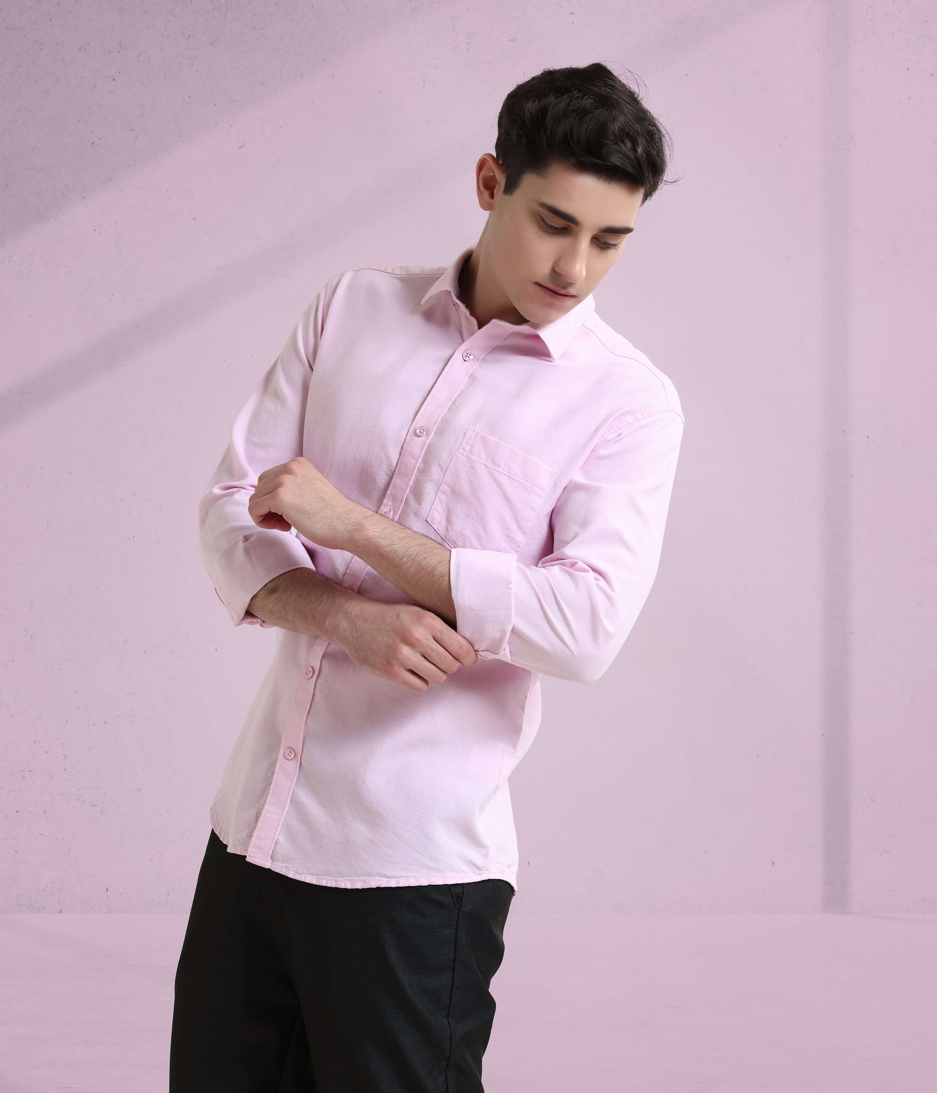 Mystic Pink Oxford Turms shirt for men, featuring anti-stain, anti-odor, and waterproof qualities in stylish luxury apparel.