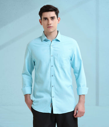Turquoise Oasis Oxford Turms shirt for men, featuring anti-stain, anti-odour, and waterproof technology.