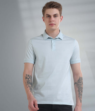 Sparkling blue polo t-shirt for men, featuring stain-proof, odor-resistant fabric and tailored fit. Ideal for everyday wear.