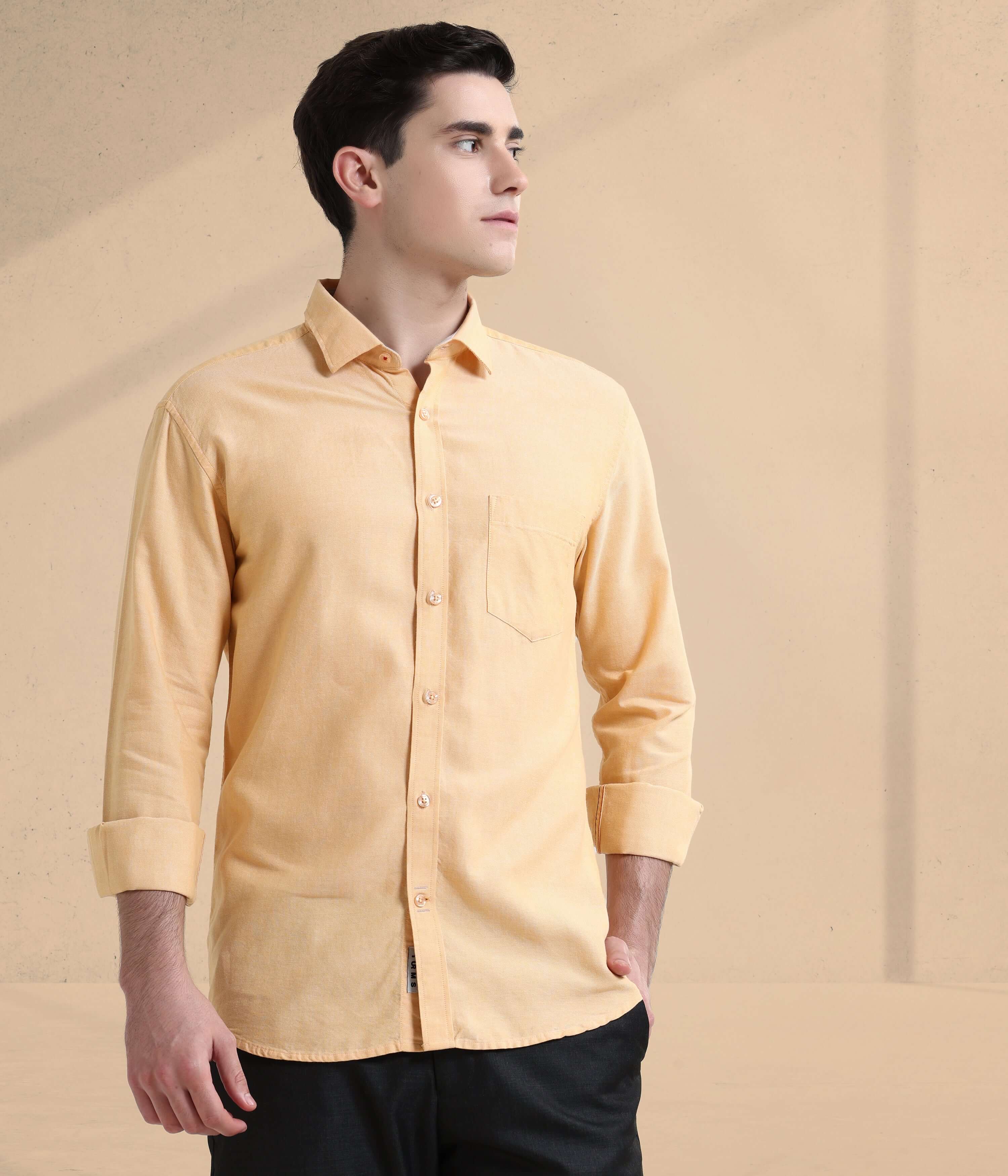 Sandy Haven Oxford Turms shirt in light yellow, featuring anti-stain, anti-odour, and waterproof qualities for men.