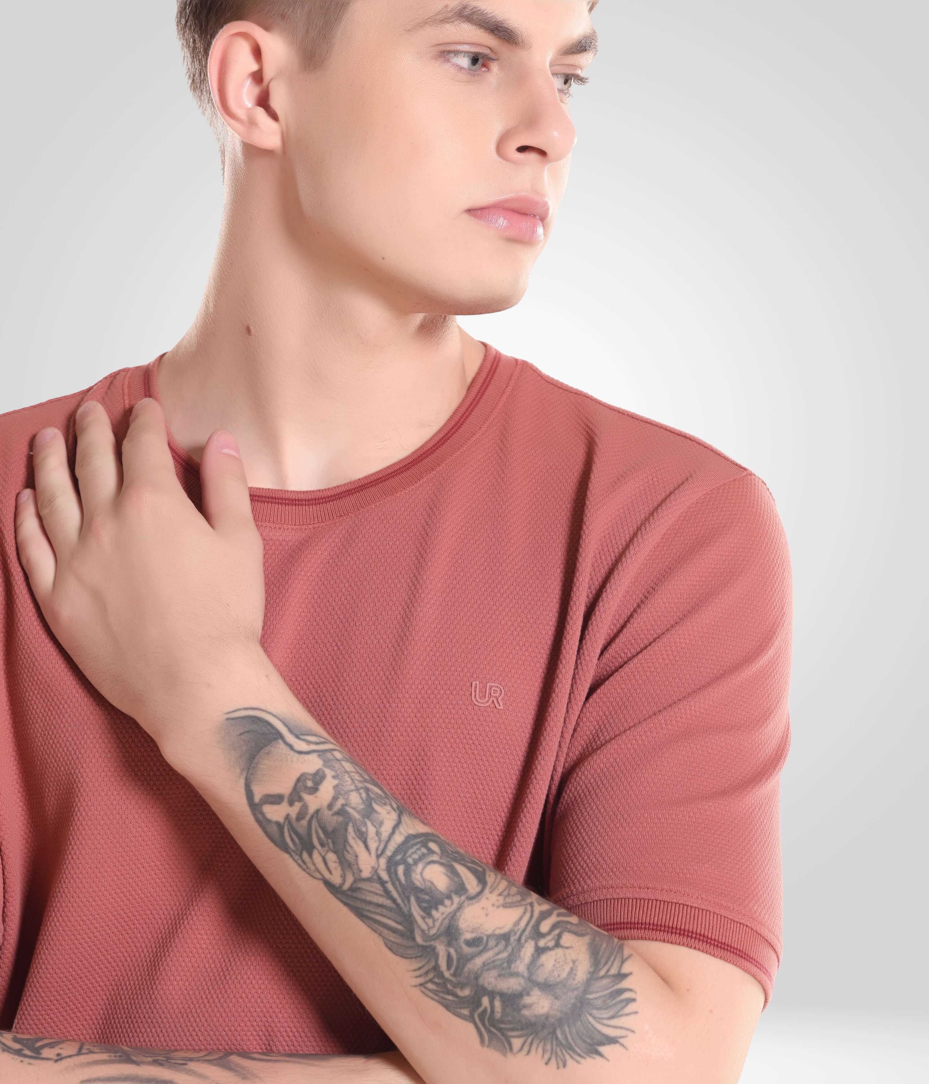 Man wearing Vivid Brick Turms T-shirt, tailored fit, crew neck, premium cotton blend, anti-microbial, top menswear brand, smart apparel.