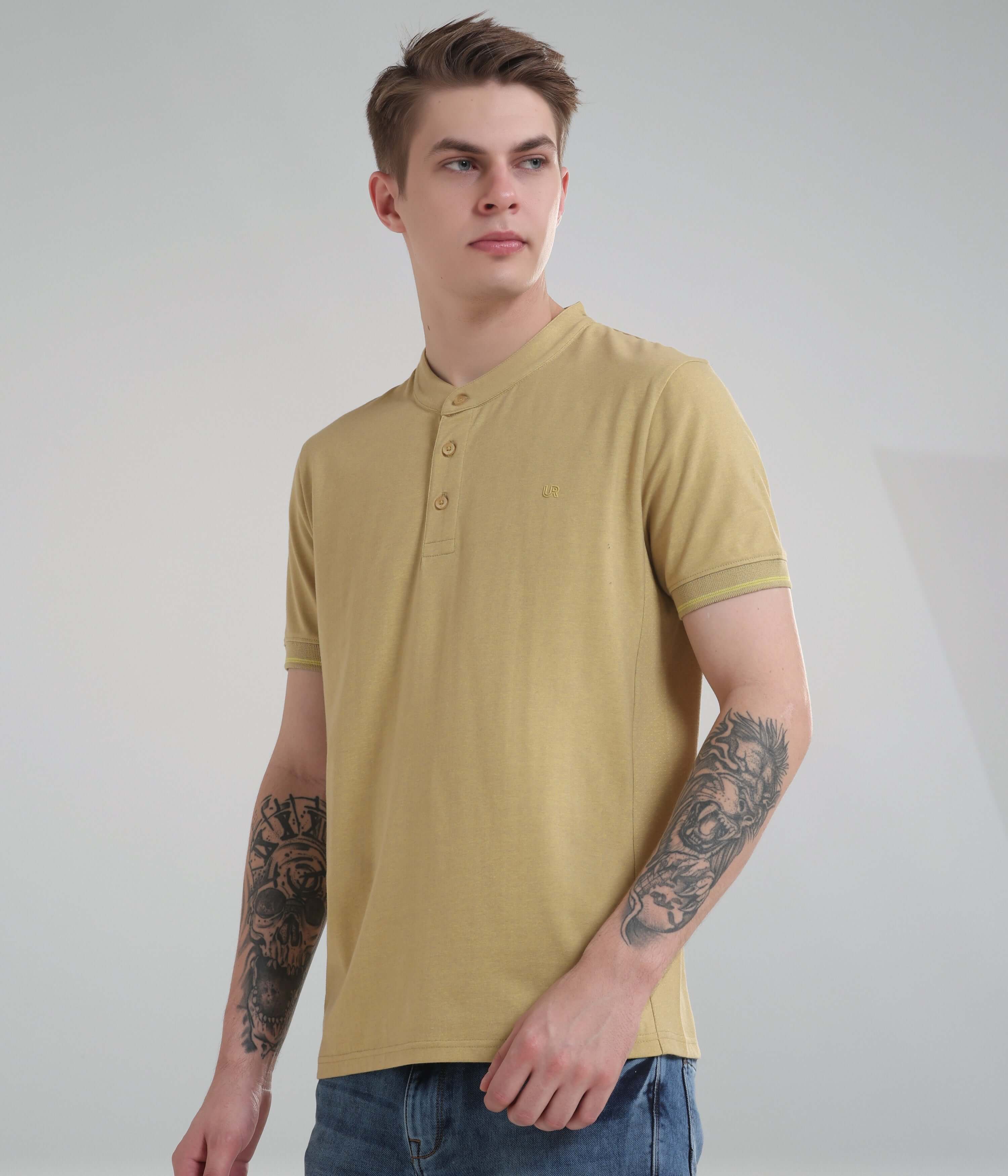 Mountain Beige Turms Intelligent Henley T-Shirt for men, featuring anti-odour and moisture control technology for comfort.