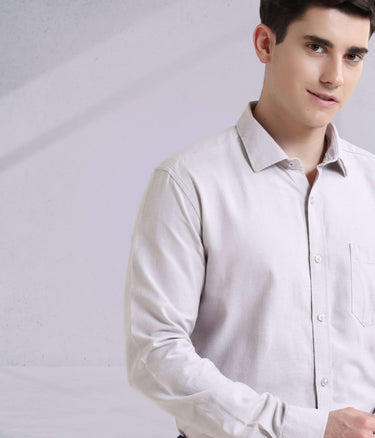 Pepple Haze Oxford Turms shirt in light grey, men's intelligent apparel, anti-stain, odour-proof, and waterproof.
