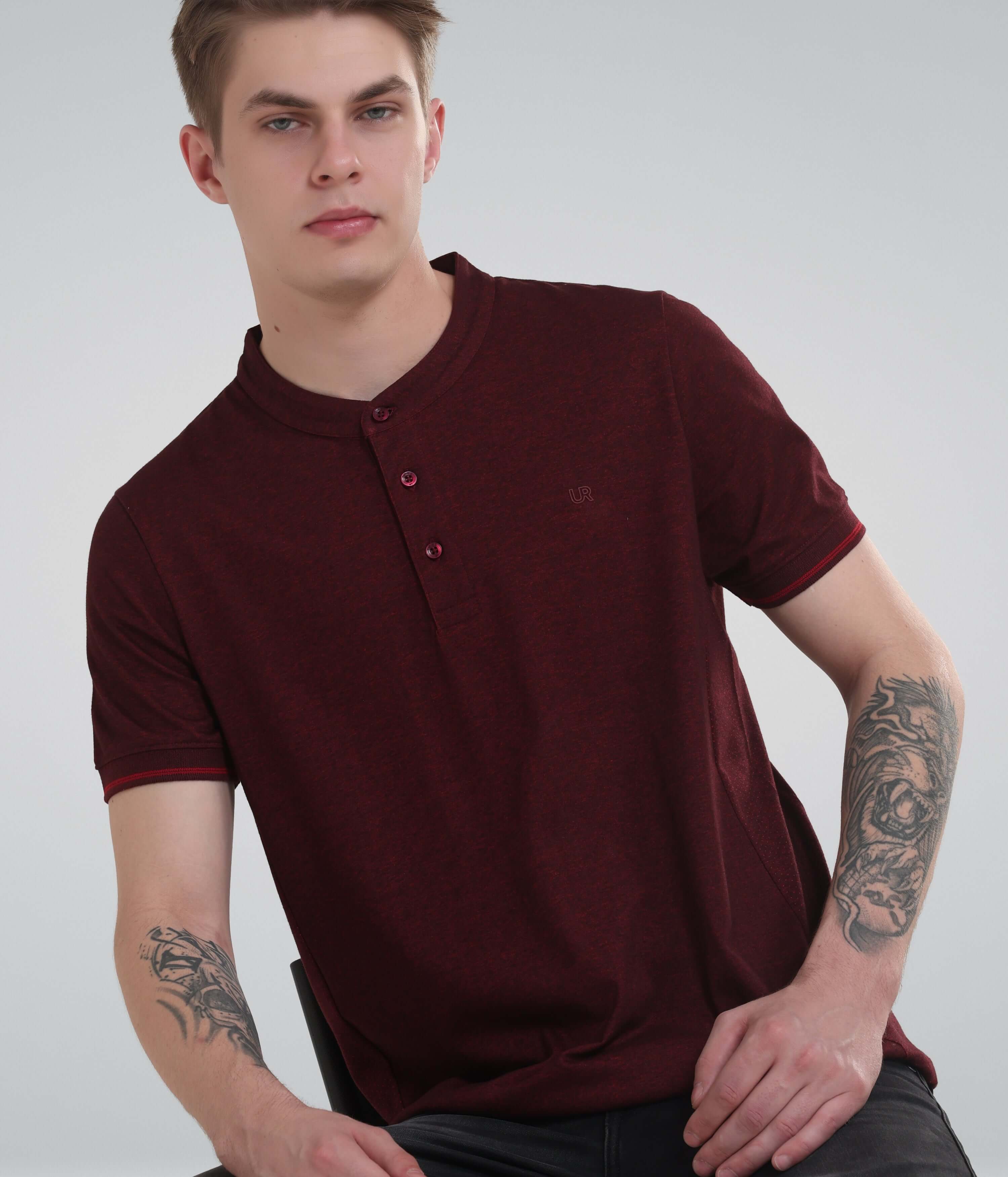 Maroon Turms Intelligent Henley T-Shirt for men, featuring anti-odour moisture control and a stylish collar.