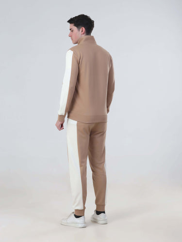 Turms Intelligent co-ord set for men and women in water-resistant fabric, featuring a sporty design with anti-odour properties.