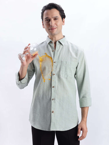 Canary Green premium linen shirt from Turms Intelligent Apparel with anti-stain and water-repellent features.