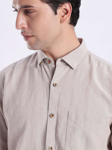 Irish Cream - premium linen shirt from turms intelligent apparel with anti-stain, breathable fabric.