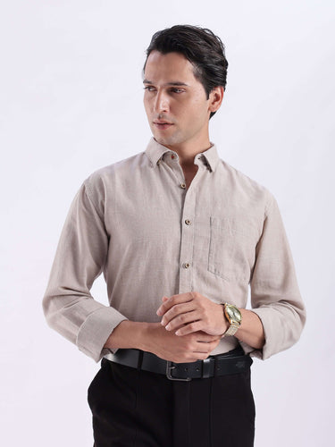 Irish Cream premium linen shirt from Turms Intelligent Apparel worn by model in stylish pose