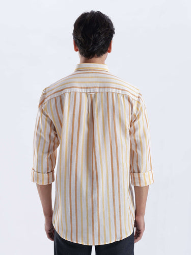 Back view of a stylish Lemon Meringue shirt made from premium linen by Turms Intelligent Apparel.