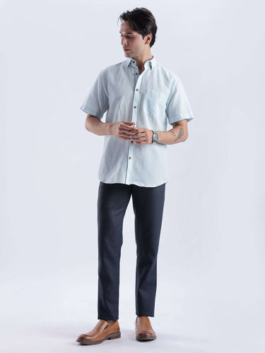 Blue Surf linen shirt from turms intelligent apparel, featuring breathable fabric and a stylish fit.