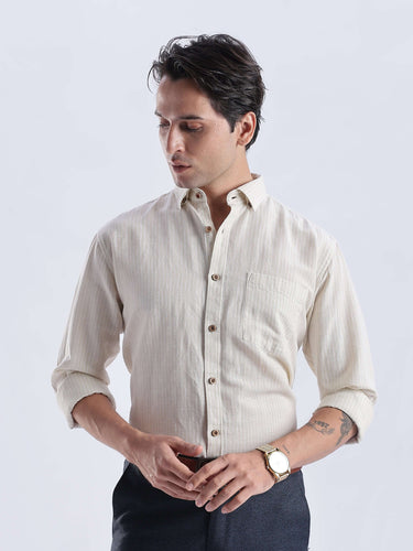 Dune Drift premium linen shirt from Turms Intelligent Apparel, breathable and water repellent.
