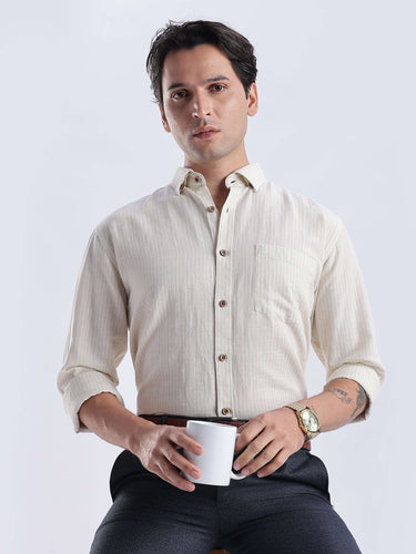 Dune Drift premium linen shirt from Turms Intelligent Apparel, breathable and water repellent, perfect for everyday luxury.