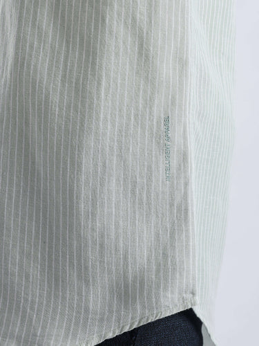 Pistachio Green premium linen shirt from turms intelligent apparel showing durable striped linen fabric detail