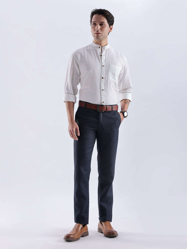 White Wolf 2.0 linen shirt, premium Turms Intelligent apparel, waterproof, anti-odour, anti-stain. Elegant everyday wear.