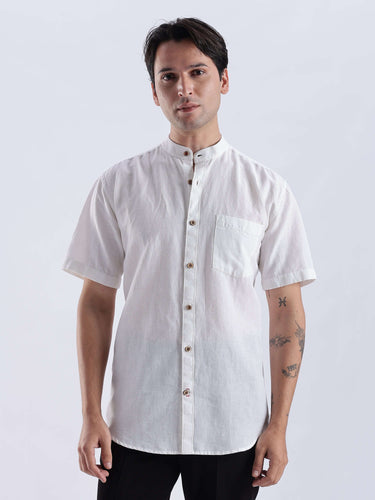 Frosty Lion linen shirt from turms intelligent apparel, breathable and waterproof with anti-odour features.