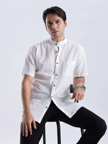 Frosty Lion linen shirt from Turms Intelligent Apparel, anti-stain, waterproof, breathable, stylish and durable.