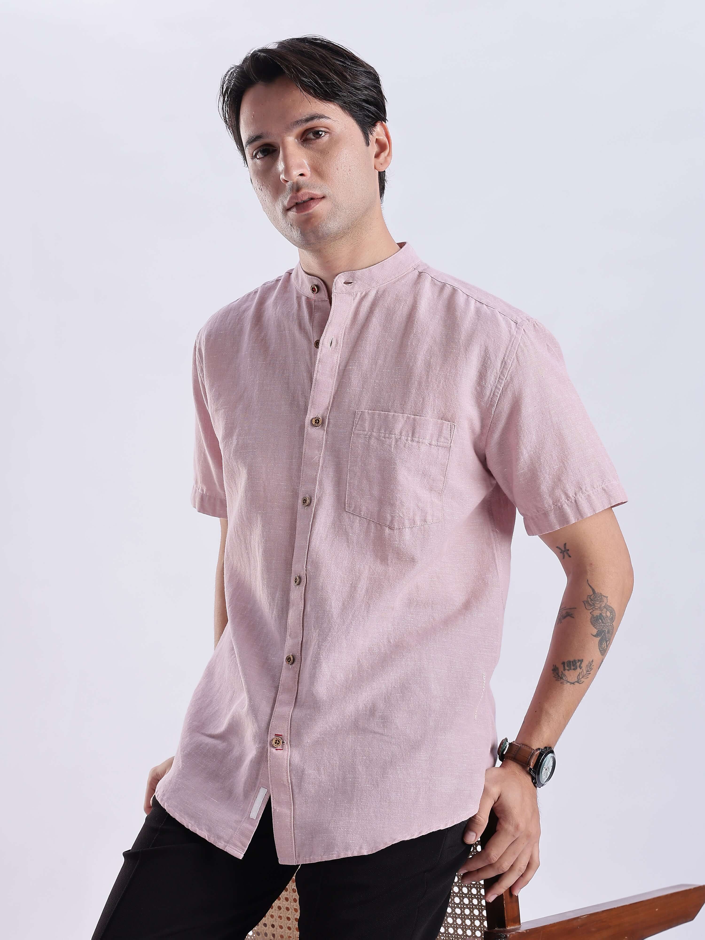 Rusty Petal linen shirt from turms intelligent apparel in pink, featuring breathable, anti-odour, waterproof fabric.