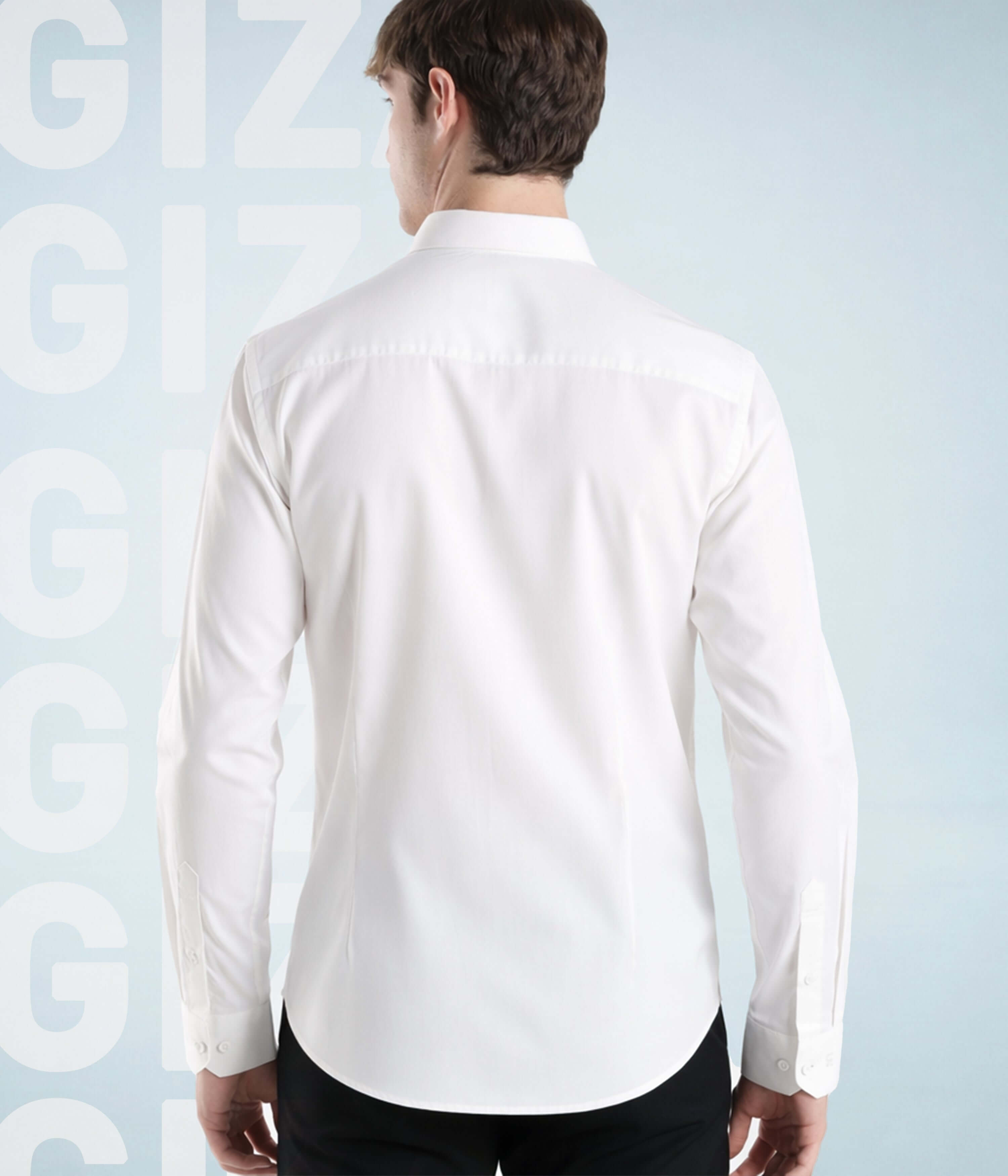 Back view of a man wearing the Elite White Turms Intelligent cotton shirt, showcasing premium Giza quality.