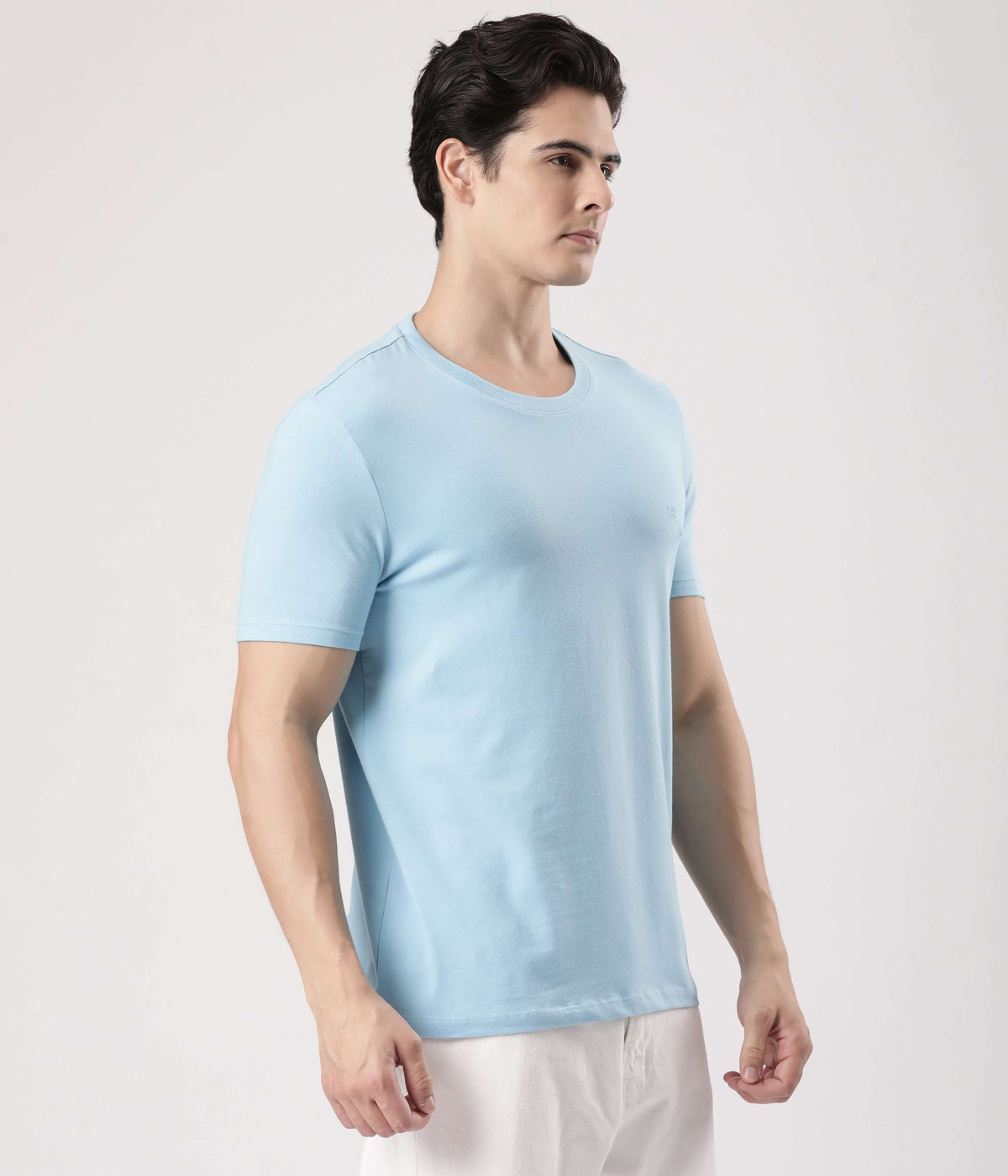 Alaskan Blue Turms Intelligent Apparel men's t-shirt, soft and breathable, ideal for everyday wear.