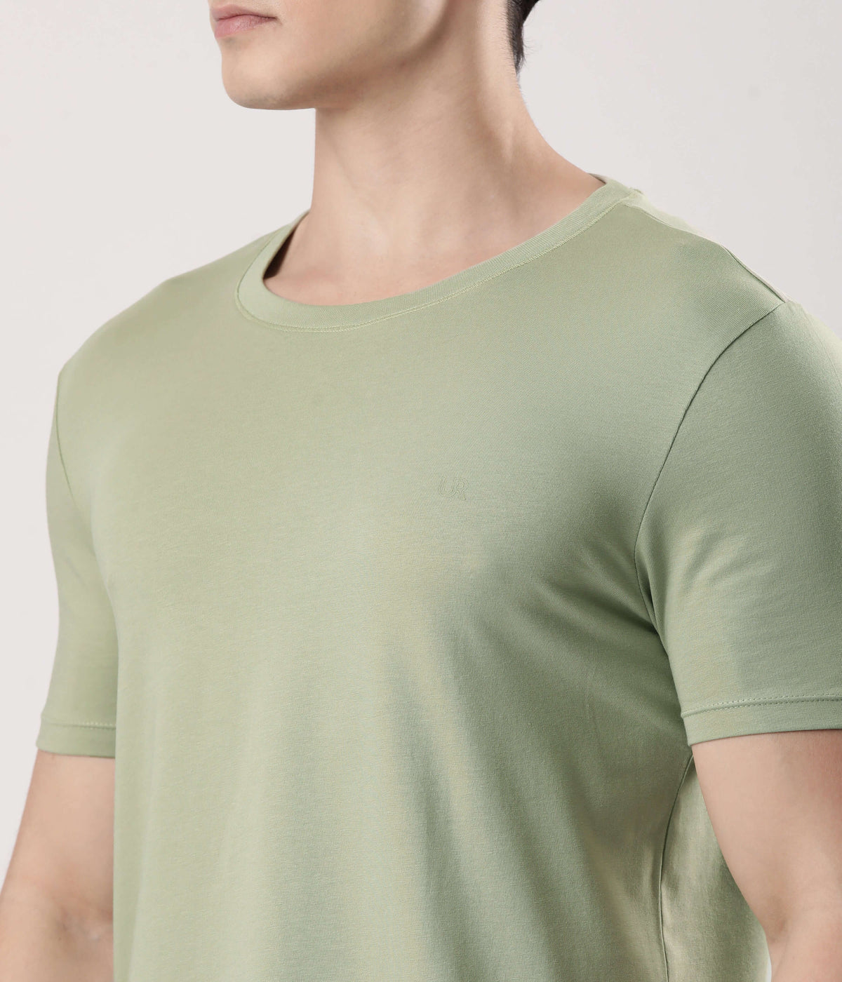 Citrus lime Turms intelligent apparel men's t-shirt, stylish and comfortable for everyday wear.