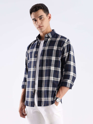 Turms sustainable recycled cotton checked shirt in blue, featuring a stylish design and cool tech fabric for everyday luxury.