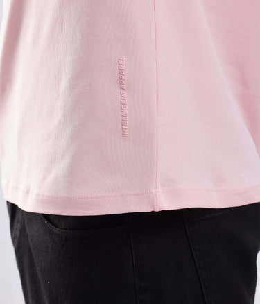 Close-up of the Quartz Pink Turms Worry-Free Intelligent T-Shirt showcasing premium cotton and stylish stitching.