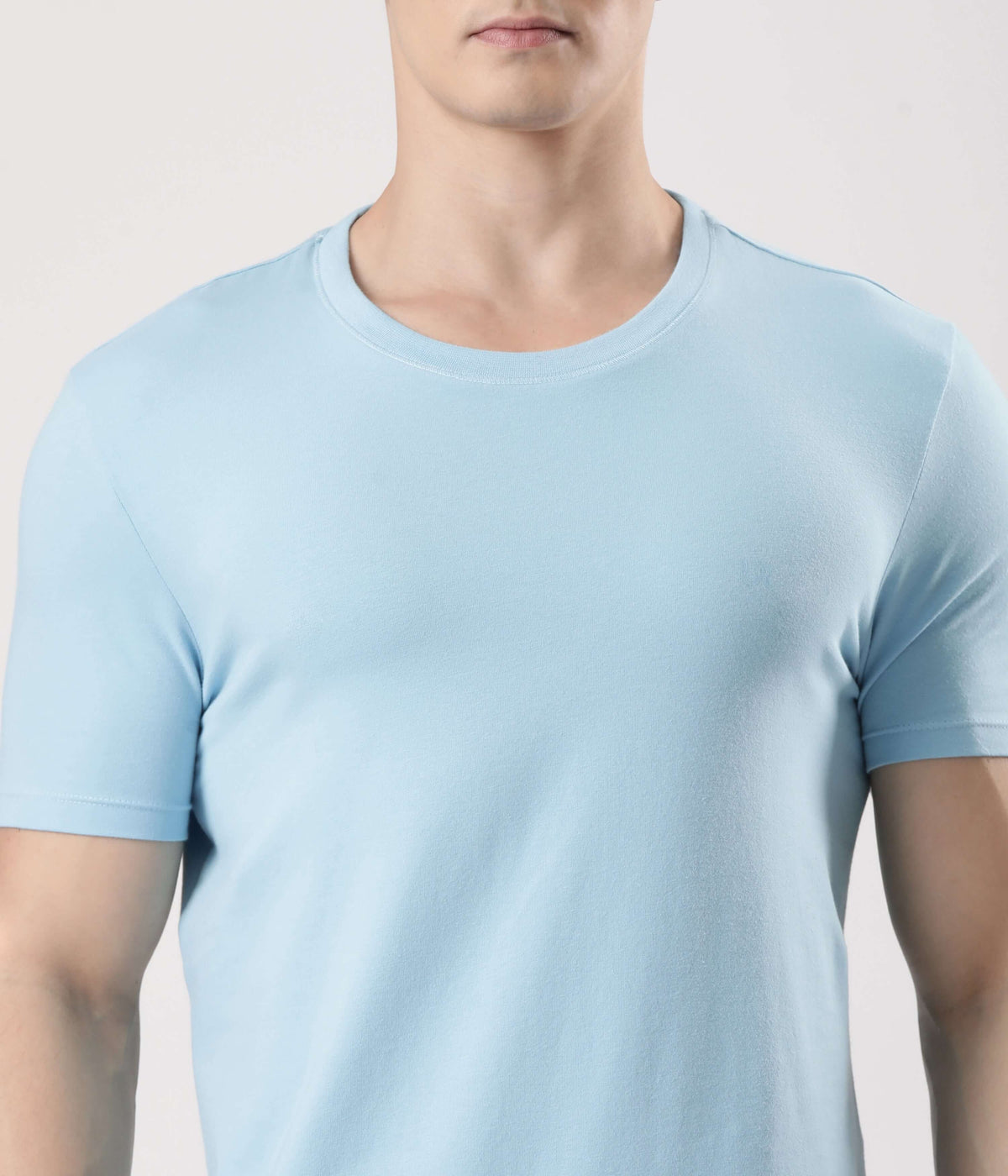 Alaskan Blue Turms intelligent apparel t-shirt for men, soft and stylish, perfect for everyday wear.