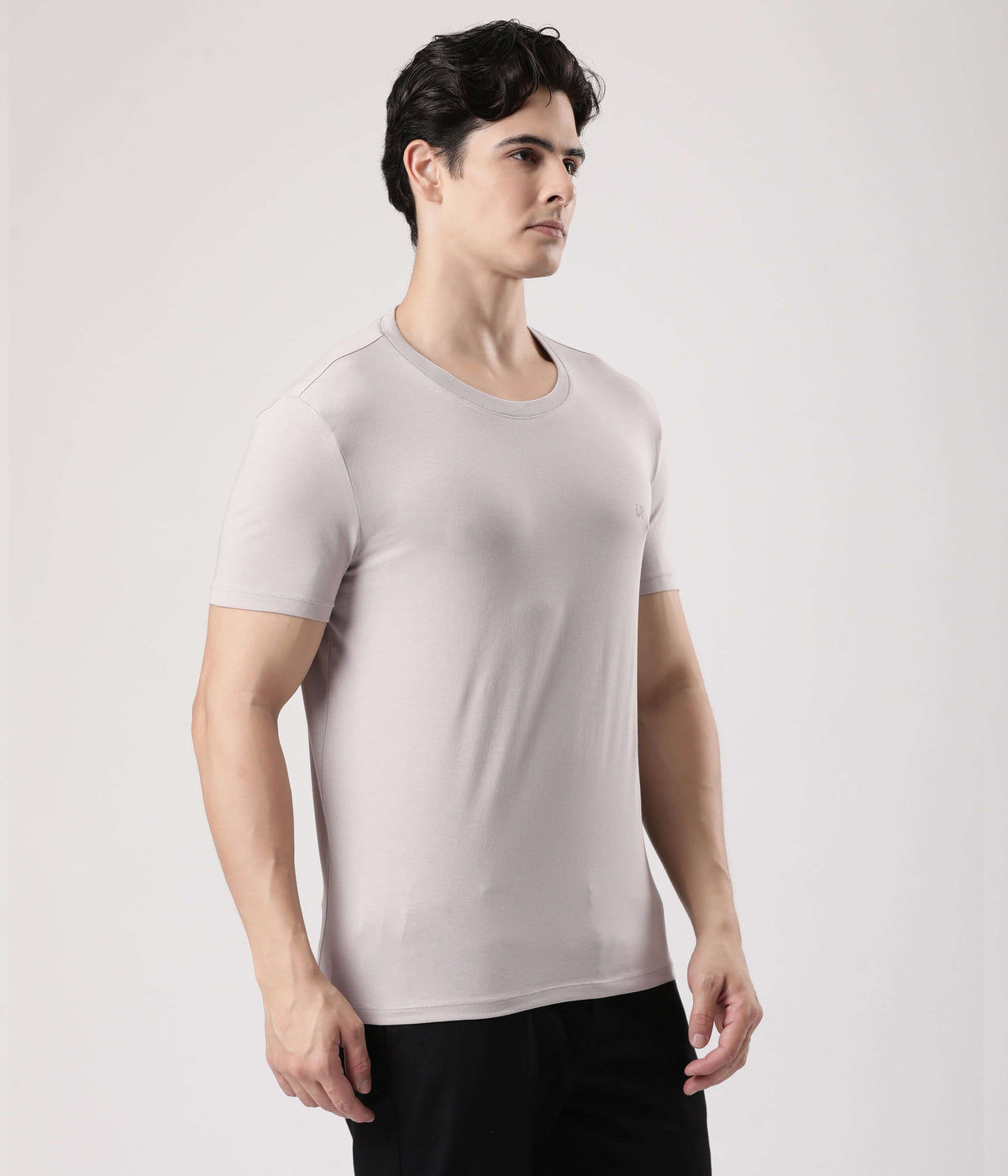 Man wearing Panther Grey Turms Intelligent T-Shirt, soft and breathable mens tshirt for everyday style.