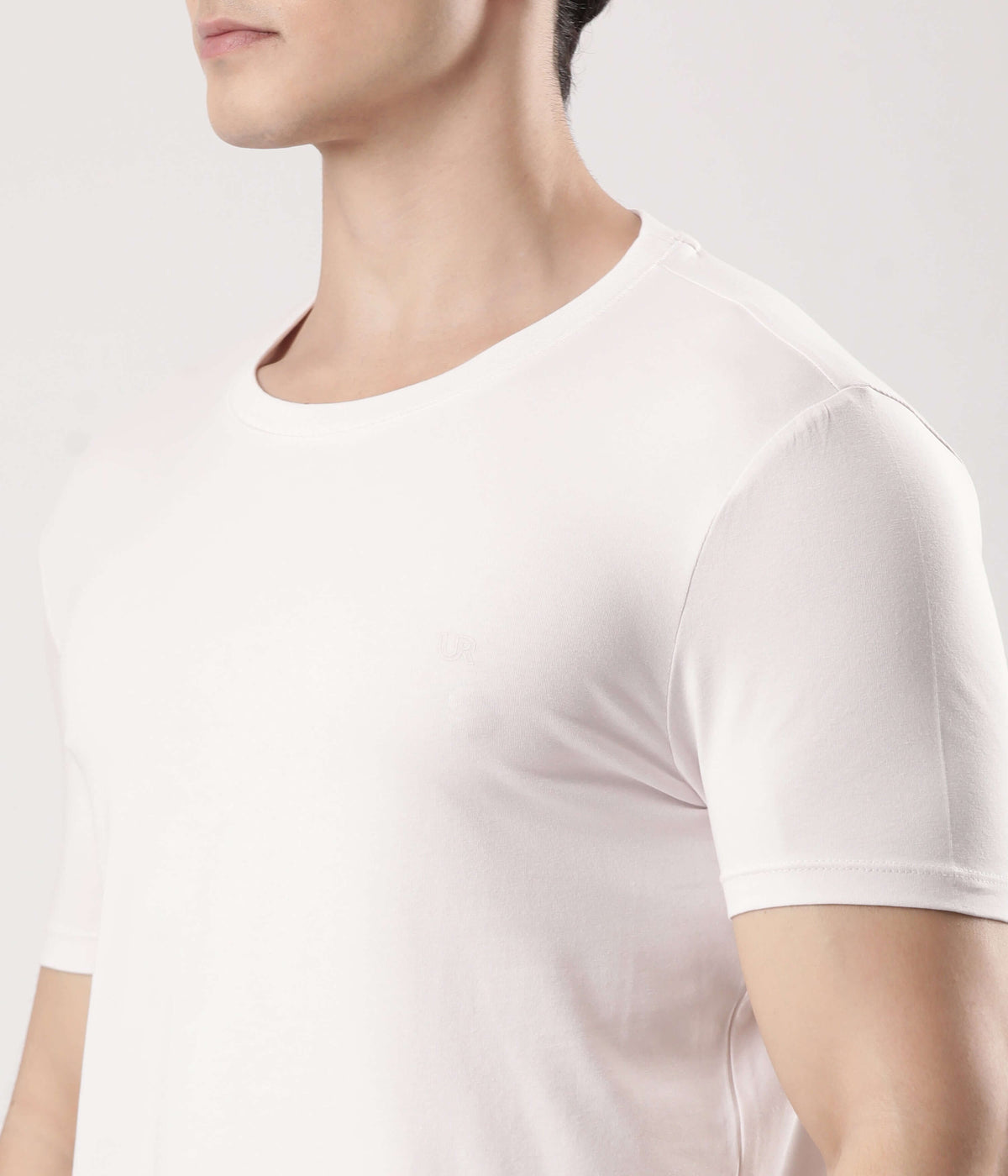 Orchint Tint men's t-shirt, Turms intelligent apparel, featuring soft fabric and classic style for everyday wear.