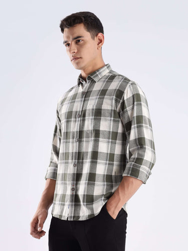 Stylish Mint Falls recycled cotton checked shirt with a modern fit, featuring anti-odour and water-repellent technology.